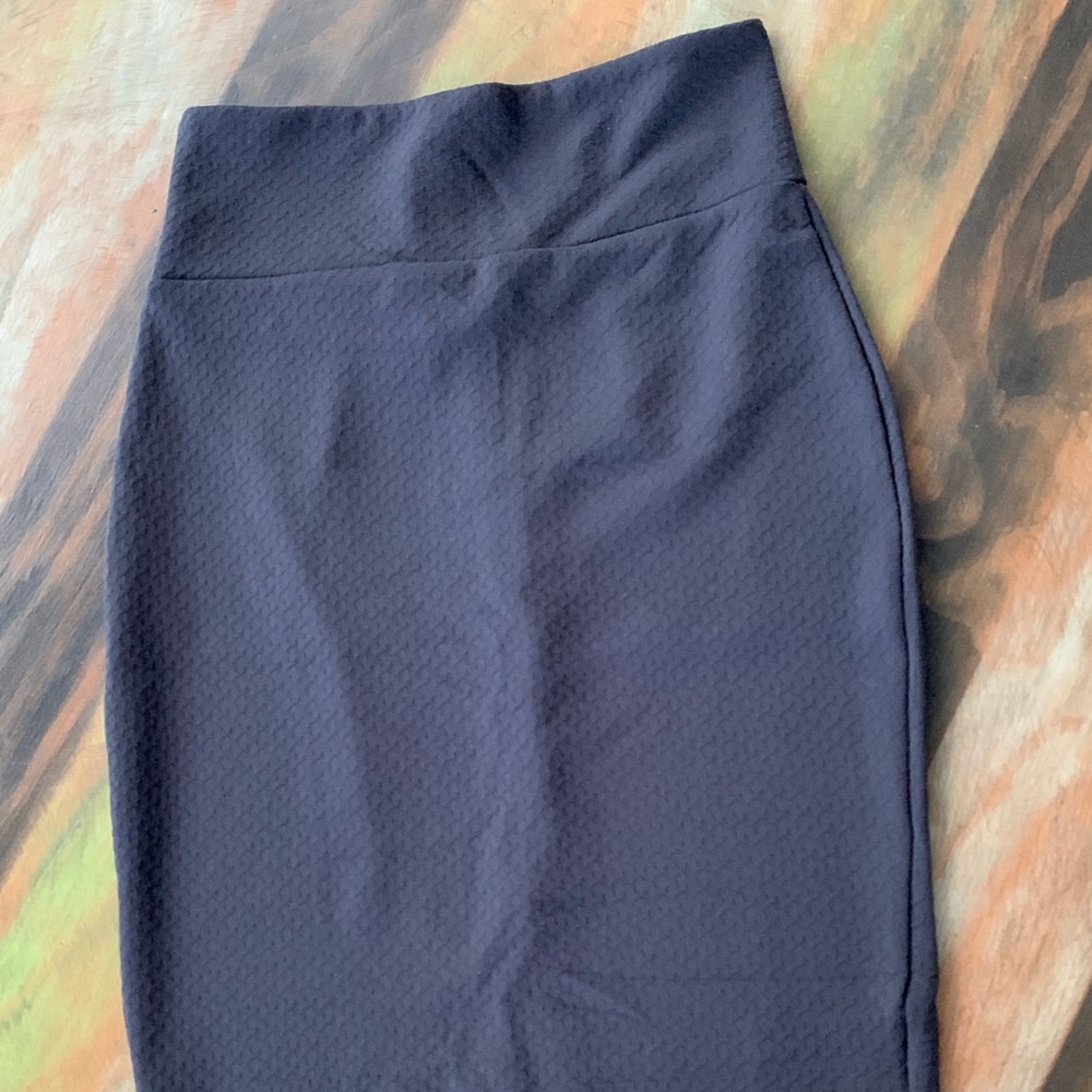 Bebe skirt - Picture 2 of 3